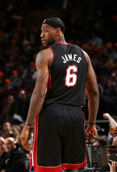 进的背景下 进的背景下