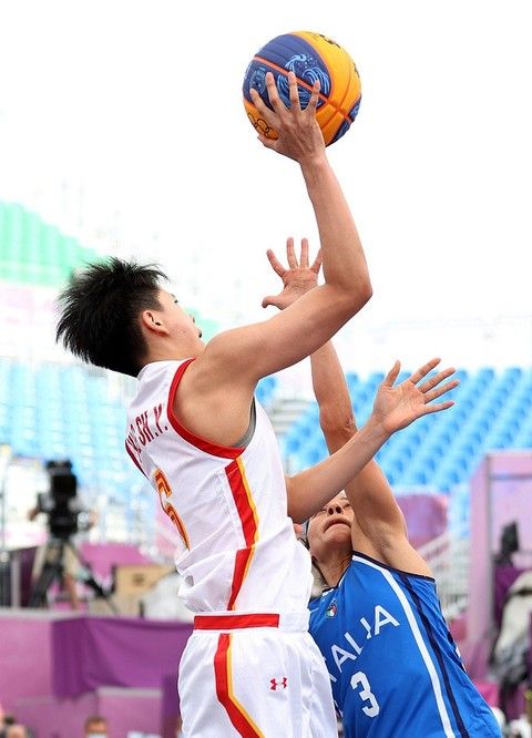 对雄鹿来说 对雄鹿来说